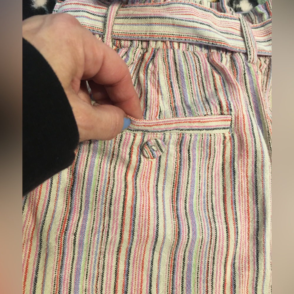 Woman’s striped dress shorts.                         Size -  Small - Picture 11 of 11